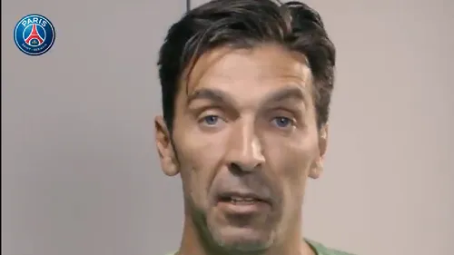 Buffon a trecut cu bine proba botezului la PSG :) Ce a fost pus să facă legendarul portar | VIDEO