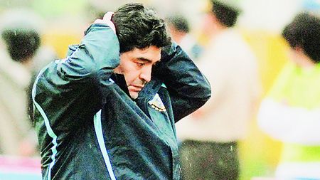"Pleacă, Diego!"