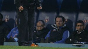 Lăcătuș: "Victoria ne menține în lupta pentru titlu"