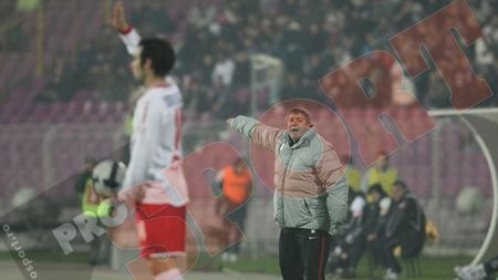 Țălnar pune tunurile pe jucători:** "Am pierdut din cauza unor greșeli individuale!"