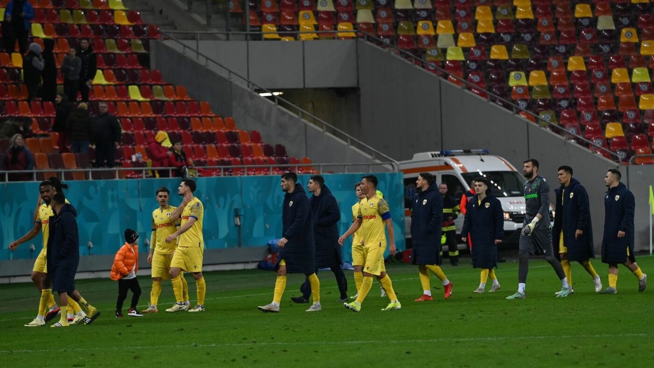 Revenire spectaculoasă în fotbalul românesc. Se întoarce pe teren după șapte luni de absență, timp în care a devenit și antrenorul strănepotului lui Mircea Lucescu