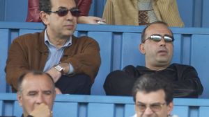 "Șeful cel mare e Badea, investitorii sunt fraierii!** Badea îi domină, e mai deștept!"