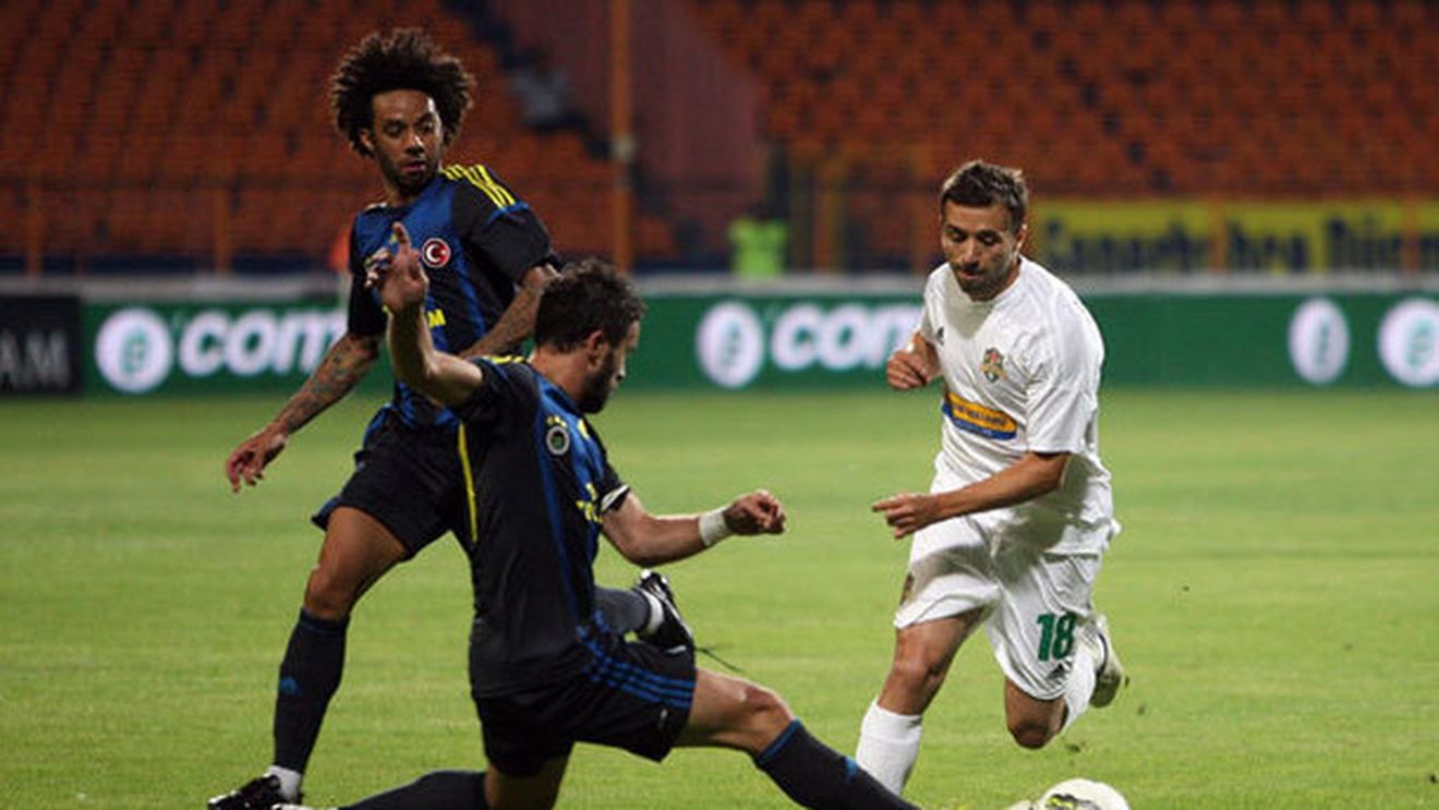 Porumboiu a decis să-l pună pe liber pe Lucian Sânmărtean:** "Nu e niciun fel de problemă! Mă deranjează atacurile sale pentru că am și eu o imagine de protejat"