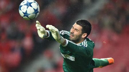 Portarul Astanei avertizează: "Terenul artificial va fi un dezavantaj pentru români!" Ce jucători din lotul lui Daum cunoaște și ce spune despre perioada în care a fost antrenat de Ioan Andone