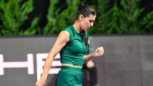 Victorie fabuloasă și calificare în sferturi, la Dubai, pentru Sorana Cîrstea! A învins două jucătoare din SUA într-o singură zi