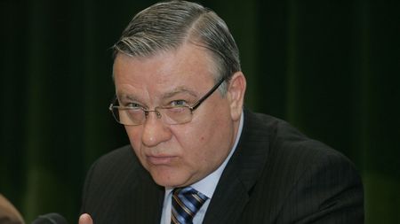 "Am făcut demersuri ca Steaua să joace în Ligă"