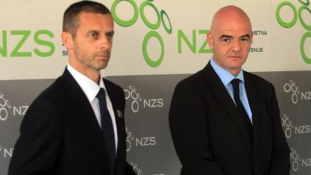 FIFA și UEFA nu scapă de scandaluri! Președinții celor două foruri, anchetați pentru o afacere de milioane de euro. Banii ar fi fost folosiți pentru intrarea pe piața pariurilor