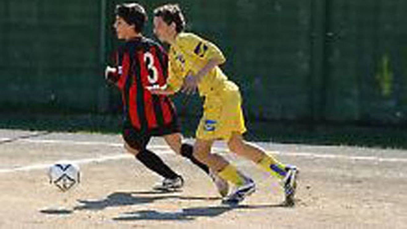 Încă un nume pentru viitor!** Joacă în Italia și la 15 ani este golgheterul echipei Under 17: "Îmi merge destul de bine"