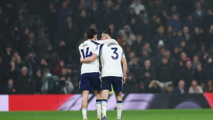 Radu Drăgușin, în mijlocul unui cataclism financiar! Pierderi de zeci de milioane de euro pentru Tottenham