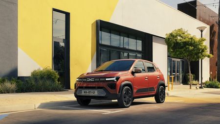 Cum arată noua Dacia Spring. Primele imagini cu mașina electrică înainte să acapereze toată Europa