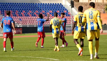 Chindia a învins Petrolul într-un amical, cu un gol superb al lui Rareș Mihai. Leo Grozavu, despre conflictul dintre jucători: “Nu m-am băgat, mai pot să bat eu pe cineva?”