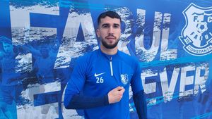 Adevăratul motiv pentru care Ronaldo Deaconu nu a ajuns la Dinamo și a semnat cu Farul Constanța: „Ar fi acceptat!” . VIDEO