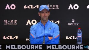 Novak Djokovic „a mitraliat" pe toată lumea la Australian Open: „Asta le transmit celor care se îndoiesc de accidentarea mea!" Declarații dure despre jucătorul pe care l-a învins în optimi