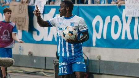 Mirel Rădoi nu l-a iertat pentru gafa din prelungirile meciului cu Hermannstadt: Basilio Ndong părăseşte Universitatea Craiova!