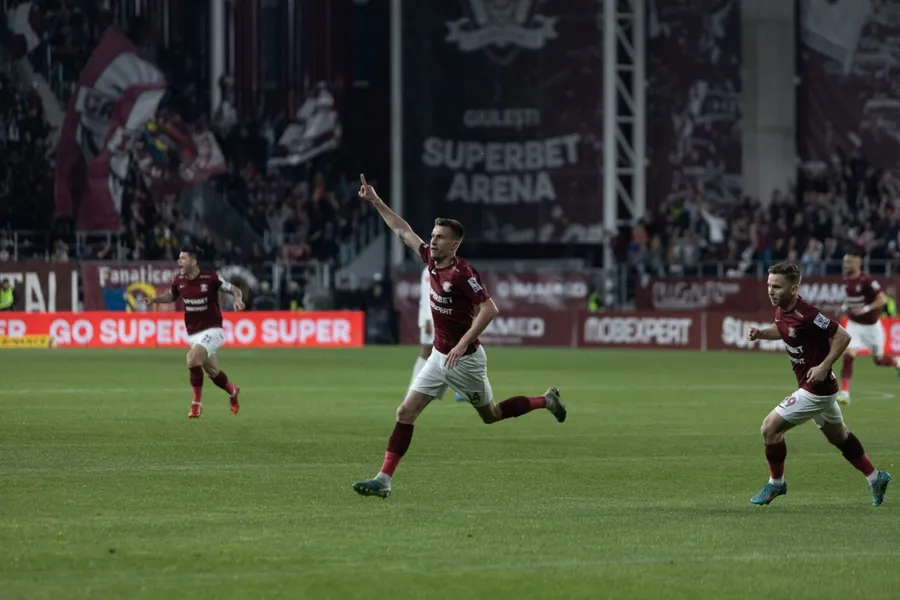 Kait dublează avantajul Rapidului