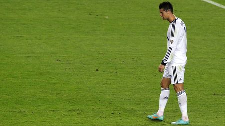 Real nu mai arată a campioană!** Ronaldo dat dispărut de spanioli, Barca poate "ucide" campionatul Spaniei după 13 etape! Betis - Real 1-0