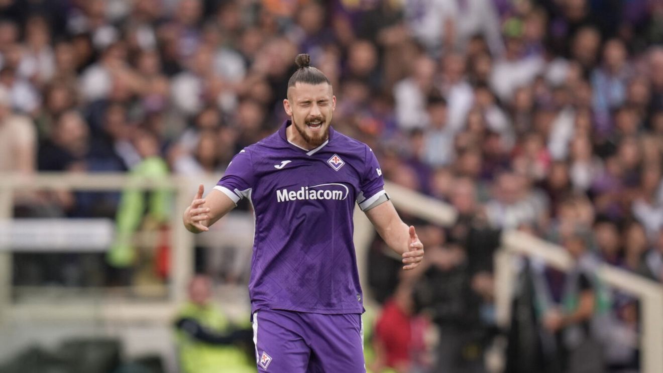Radu Drăgușin, prins în mijlocul dezastrului de la Fiorentina! Ce s-a întâmplat la golul care i-a îngenuncheat pe italieni