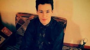 Tânărul arestat în România pentru propagandă jihadistă era un fotbalist apreciat de antrenorii săi: "Juca fundaș. Era foarte talentat". De ce a fost nevoit să renunțe la cariera de sportiv