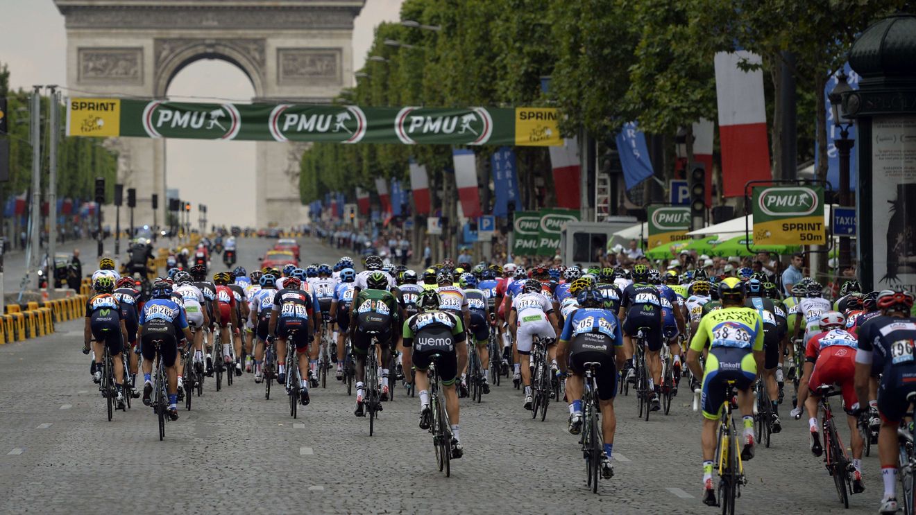 Focuri de armă la Paris înaintea ultimei etape a Turului Franței! Un șofer suspect este dat în urmărire generală