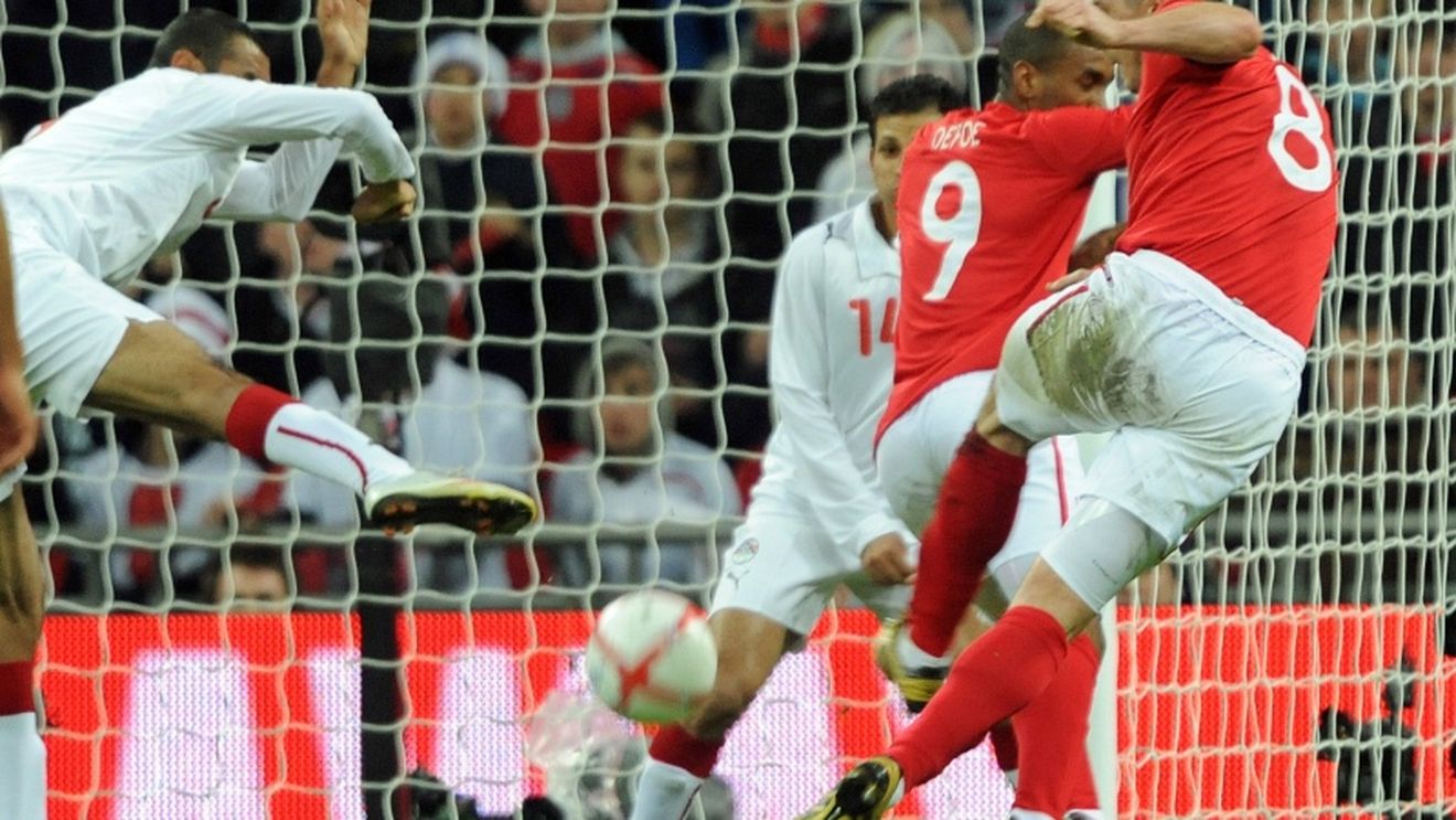 VIDEO** Campionii Africii, "uciși" într-o repriză de Crouch