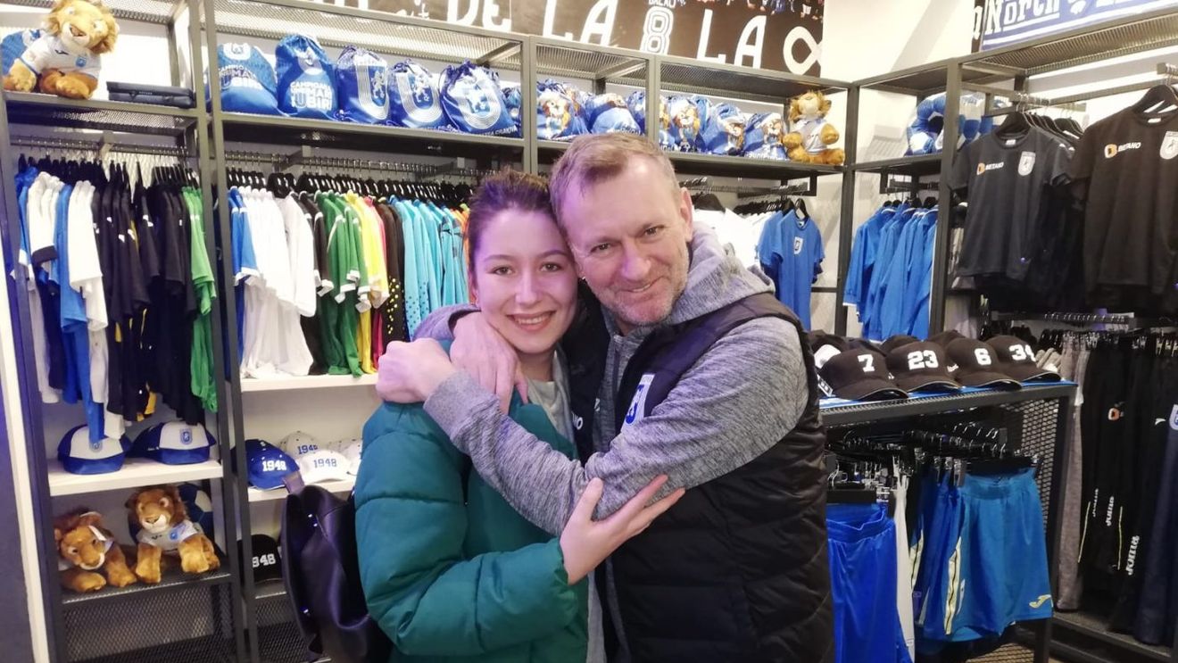 Gest fabulos făcut de Gică Craioveanu! Ce a dăruit femeilor cu ocazia 1 marie + Părerea lui „Grande” despre echipa lui Edi Iordănescu | FOTO