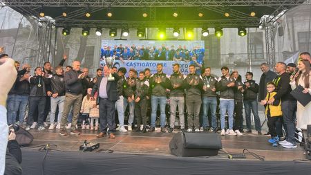 Rugbyștii de la SCM Timișoara au prezentat Supercupa României în fața timișorenilor. A fost prima ediție a trofeului