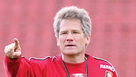 Ce-i reproșează Taher lui BÃ¶lÃ¶ni?