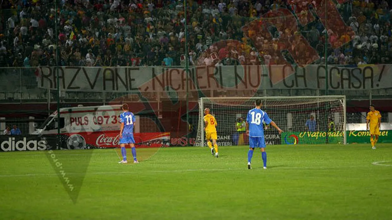 FOTO** Mesajul emoționant al fanilor rapidiști pentru Răzvan! Cum a fost primit selecționerul în Giulești