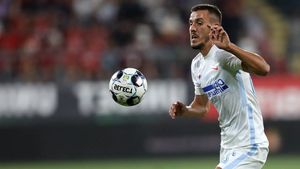 Alexandru Meszar lămurește ratarea transferului lui Oaidă la UTA. „Nu era prioritatea numărul 1 această achiziție, dar îi înțeleg și supărarea lui Rednic pe acest jucător!" EXCLUSIV