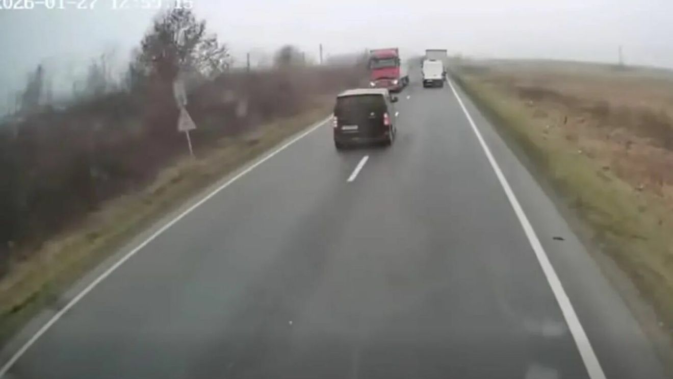 Ies la iveală detalii incredibile de la tragedia din România: microbuzul fanilor lui PAOK nu avea un șofer profesionist! „Au condus pe rând”