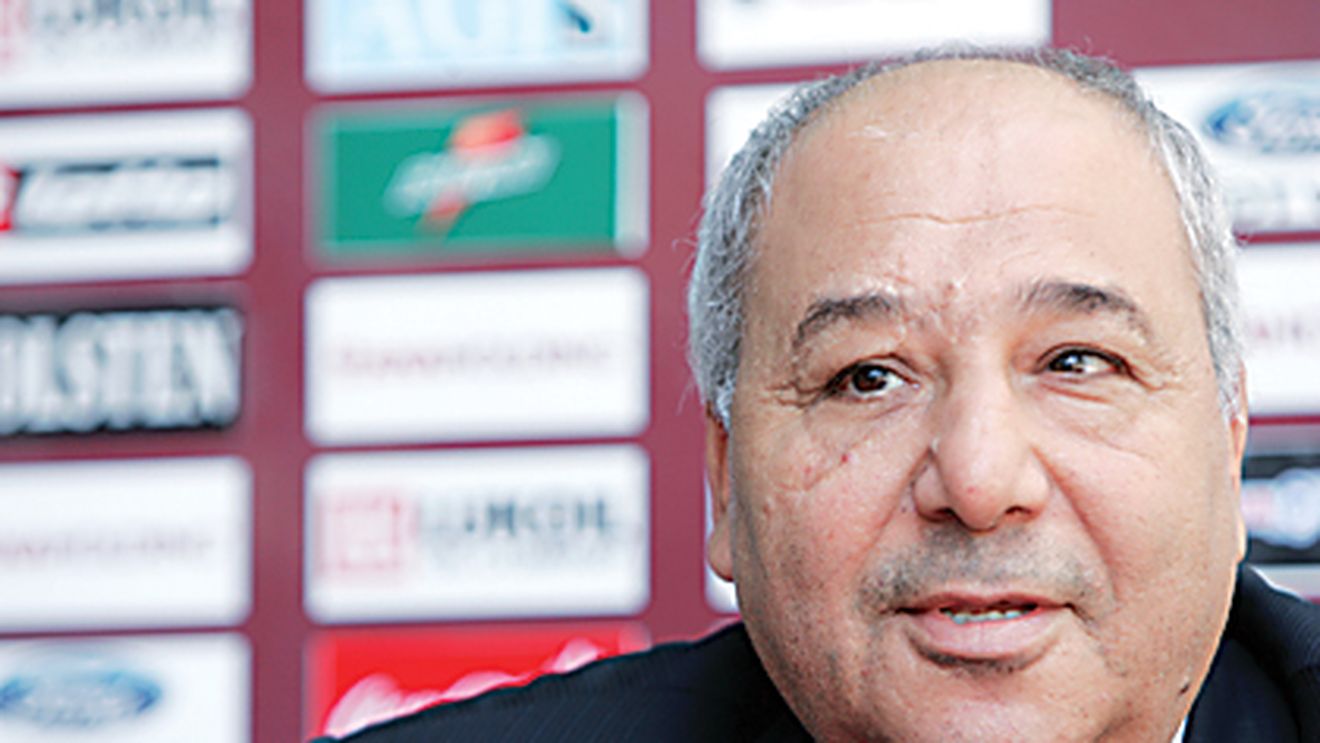 Taher: "Coman se poartă ca o fată mare"