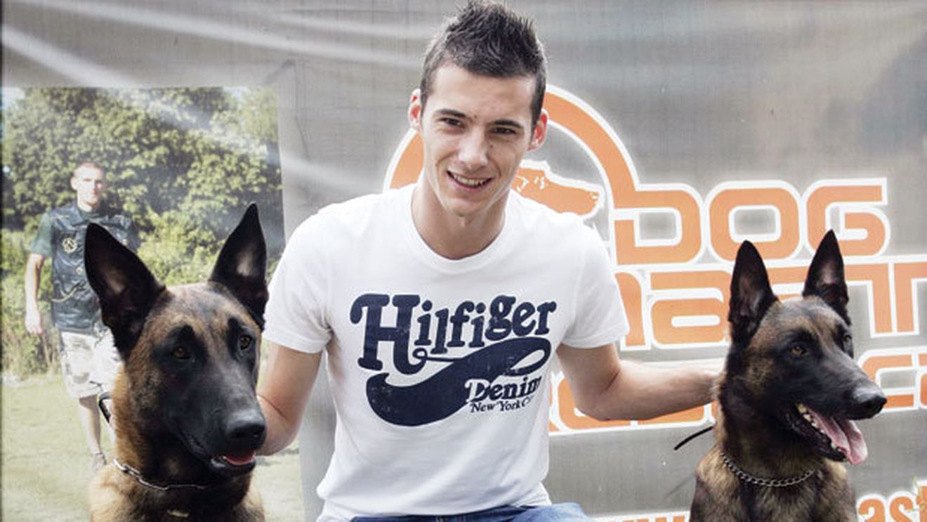 Lemnaru, dresor de "câini"