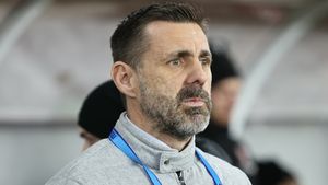 Dezastru pentru Kopic și pentru Dinamo. Va lipsi 4 luni din cauza unei operații la umăr!