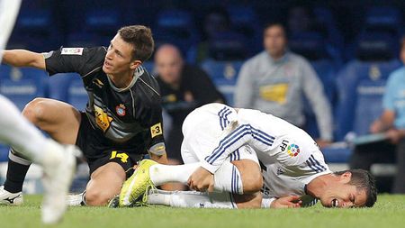 CR7, lovit din toate părțile:** portughezul este cel mai faultat jucător al startului de sezon! Messi e mult mai "ferit"