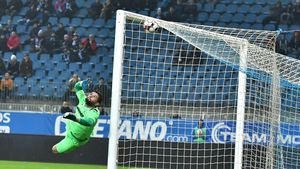 U Craiova - FC Voluntari 2-1. Echipa lui Victor Pițurcă, ce chin și jale în duelul cu ultima clasată. Bălașa a adus victoria în minutul 89 și a urcat Craiova pe locul 3