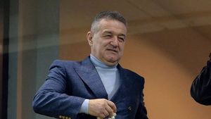 Ce discuție a avut Gigi Becali cu Nicolae Dică despre „perlele” de la FCSB: „Pe el asta îl interesează”