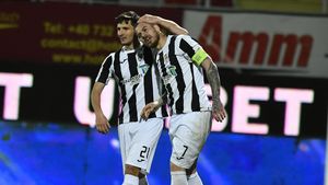 Denis Alibec vrea să plece de la Astra. „Nu știu dacă s-ar întoarce la FCSB!” Ce se întâmplă cu Budescu