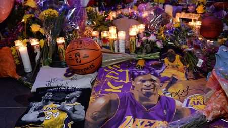 Impresionant! Imaginile care au cucerit internetul! Portretul lui Kobe Bryant, desenat din cuburi Rubik | VIDEO