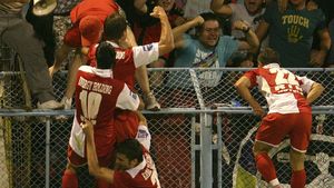 NO NAME** Dinamo