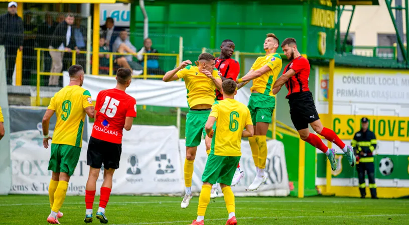 O eliminare controversată și un autogol au adus victoria pentru ACSM Reșița. Flavius Stoican și-a lăudat jucătorii pentru prestația de la Mioveni, dar nu a spus nimic despre ”roșul” adversarilor