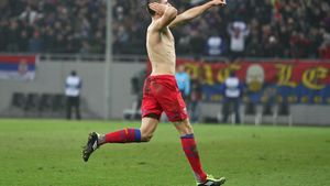 Nikolic a făcut meciul vieții și e felicitat de RIVALII de la Dinamo:** "Escapada la prostituate i-a purtat noroc! M-am bucurat pentru el!":)