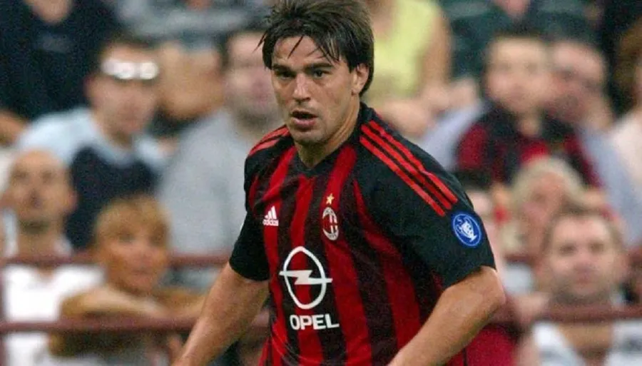 Cosmin Contra, în tricoul lui AC Milan