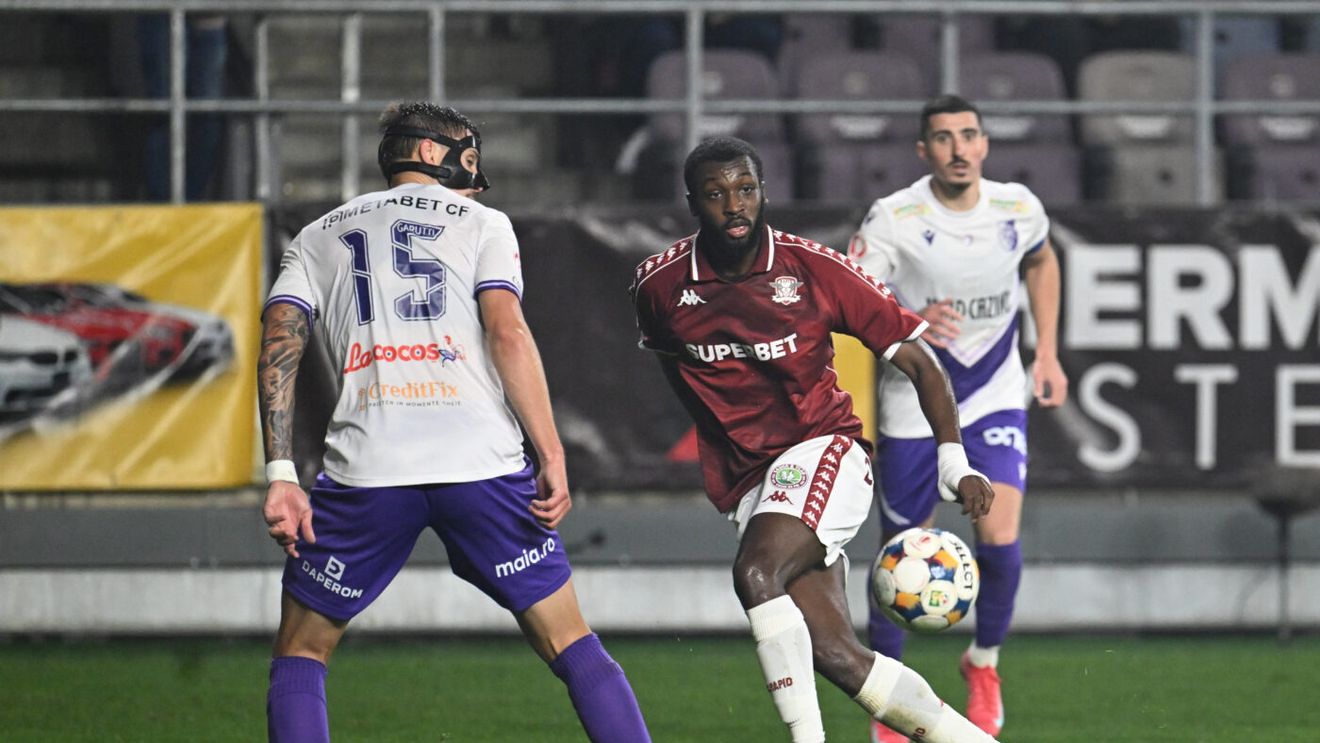 Câți bani cere Rapid pe Baroan, fotbalistul lăsat acasă de Costel Gâlcă înainte de plecarea în Antalya. EXCLUSIV