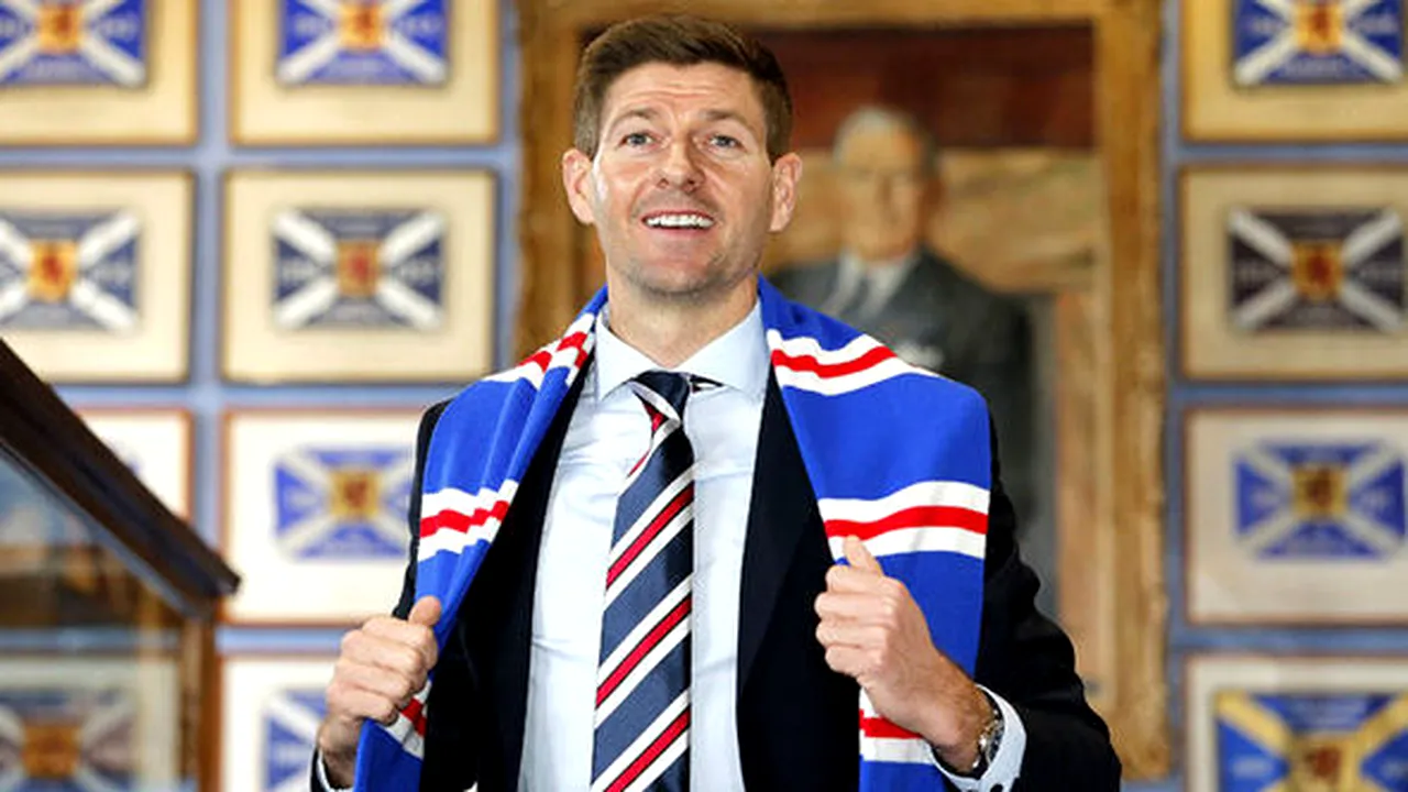 OFICIAL | Steven Gerrard a semnat cu Rangers: 