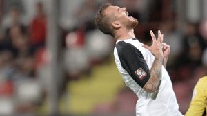 Alibec a fost urmărit de oficialii a două echipe din Turcia la FCSB - Astra! Marius Șumudică a aranjat totul, dar atacantul a dezamăgit: "Nu mă așteptam să joace atât de slab" + Denis mai are o singură șansă: "Dacă mai pierde un an e tragic"