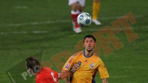 "Am fost ingâmfați!** Marica somnambul, Chivu superficial"