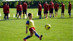 S-a retras din fotbal puștiul simbol pentru iubirea față de FCSB. La 13 ani de când a plâns și s-a rugat pentru echipa lui Becali, a luat decizia grea