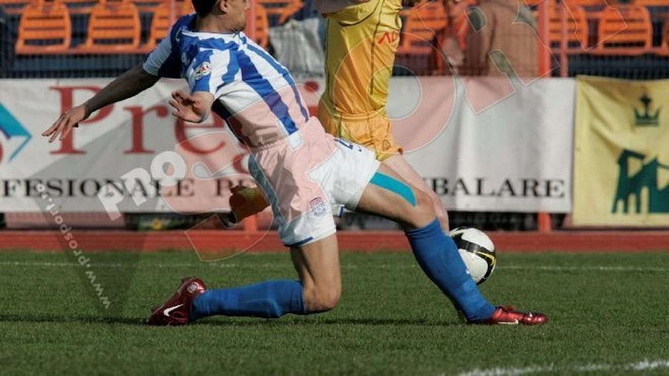 "Nu mai știu ce să fac!** Eu sunt responsabil de situația echipei"