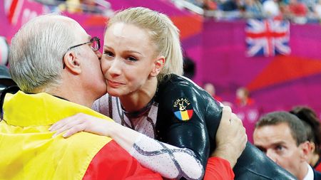 Sandra Izbașa va purta drapelul României la ceremonia de închidere a JO de la Londra