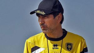 Victor Pițurcă a venit în România să facă transferuri. Cu ce jucători ar putea pleca la Al Ittihad